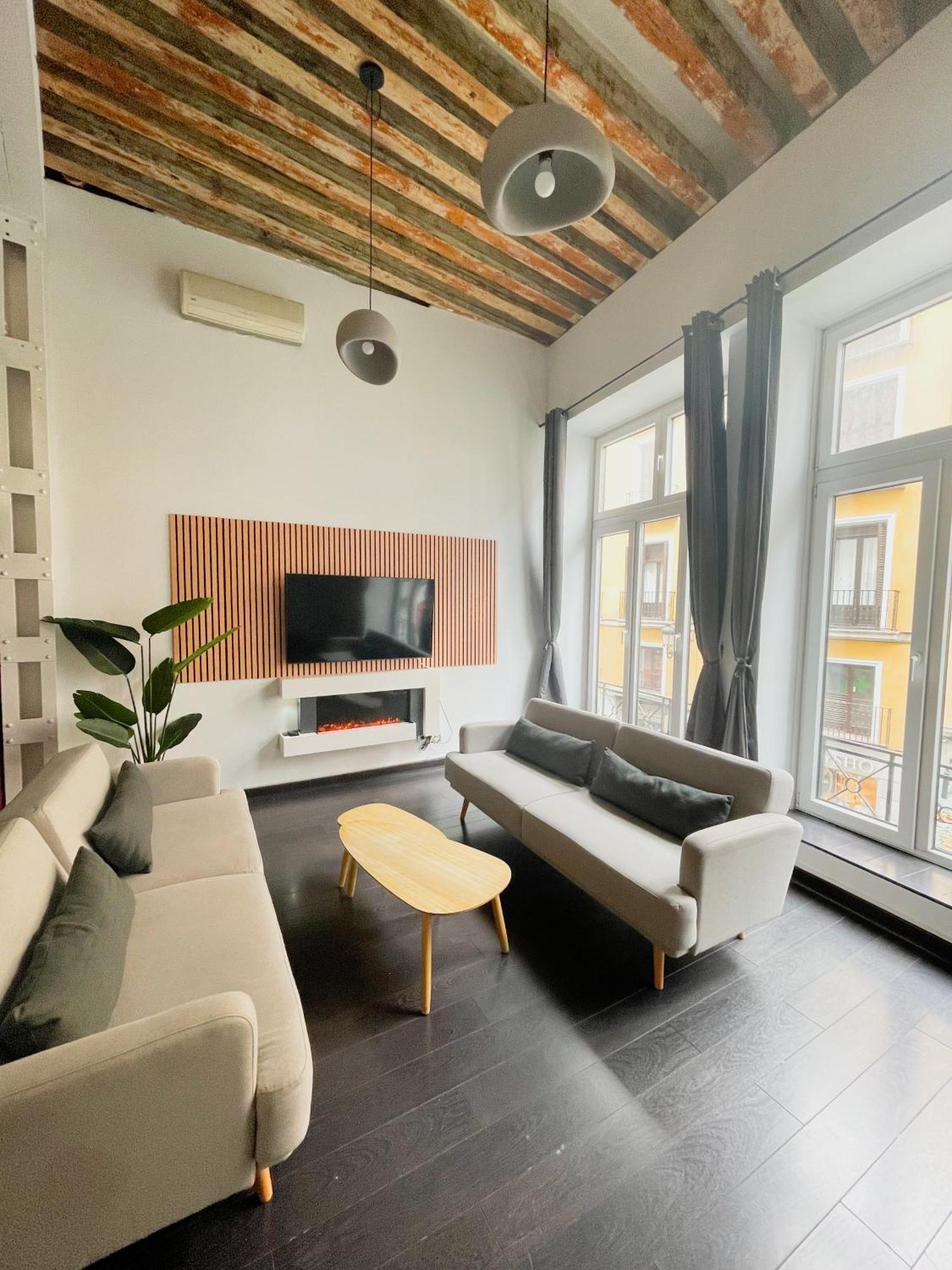 Appartamento Carretas Duplex Exterior Derecha Madrid Esterno foto